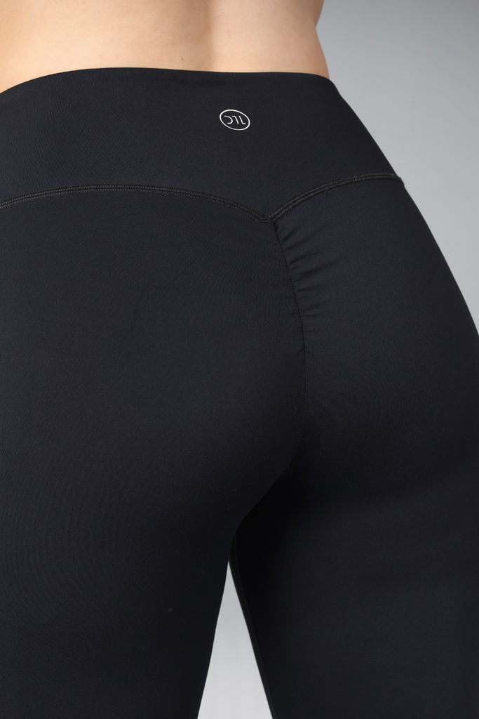 LUXE SCRUNCH BUTT TIGHTS - DTL Sport