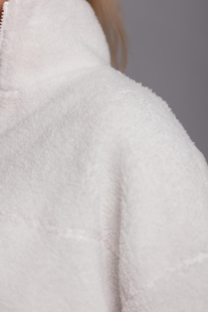 CREAM TEDDY SWEATER - DTL Sport